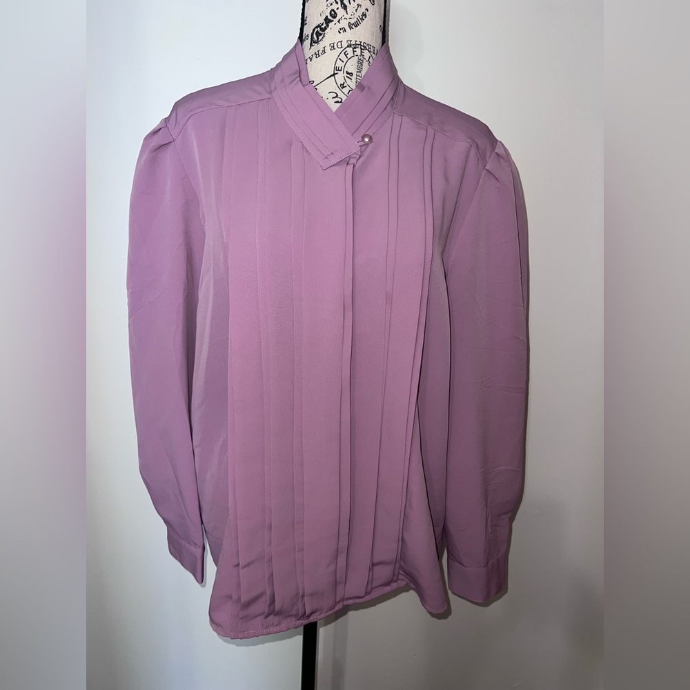 Joanna Mauve Pink Pleated Secretary Blouse Pearl Accent Size Large